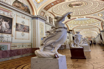 Эрмитаж — в гостях у царской семьи (билеты включены)