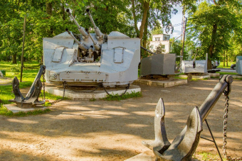 В древнюю крепость Орешек в уютной мини-группе