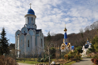 На внедорожнике по горам Сочи: каньон Псахо и самшитовый лес в мини-группе