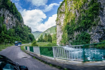 Топовые места Абхазии в мини-группе