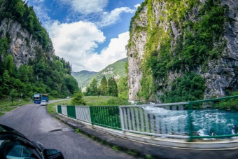 Топовые места Абхазии в мини-группе