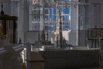 Экскурсия по Смольному собору