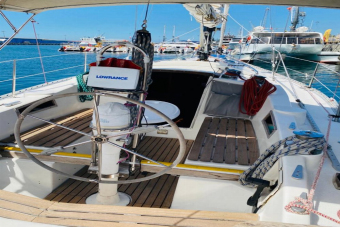 Аренда парусной яхты в Имеретинском порту