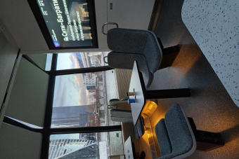 К небоскрёбам Москвы-Сити по зимней реке + кофе на уровне облаков