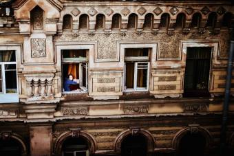 Питер с высоты: крыши, дворы и парадные в мини-группе