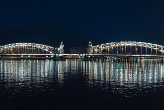 Белые ночи и разводные мосты Санкт-Петербурга