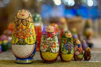 Сказочная деревня Мандроги и Александро-Свирский монастырь