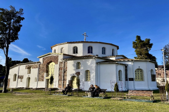 Курорты Гагра и Сухум, святыни Восточной Абхазии и источник Кындыг