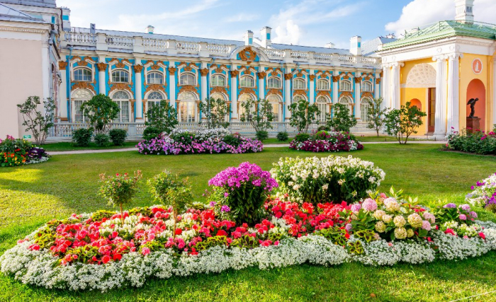 Золотая классика пригородов Петербурга: Пушкин и Петергоф