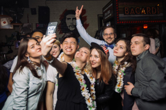 Тур по 4 барам Петербурга в формате игры c шотами (18+)