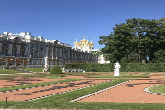 Екатерининский дворец и парк : в Царское Село за восьмым чудом света: