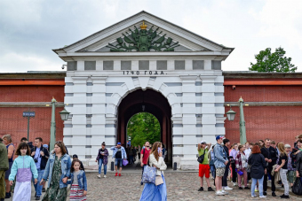 Петропавловская крепость: Легенды, мифы и реальность