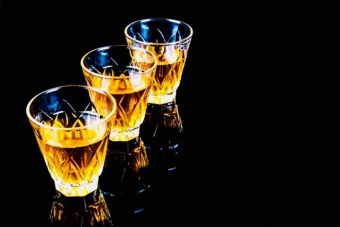 Питейная культура Санкт-Петербурга: экскурсия по барам (18+)