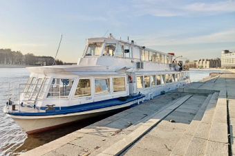 Билеты на теплоход до Петергофа и из Петергофа