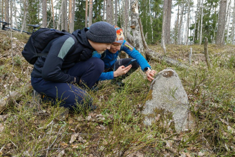 Семейная прогулка по ледниковой гряде
