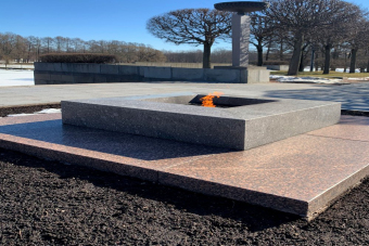 Места памяти блокадного Ленинграда + Пискарёвское кладбище