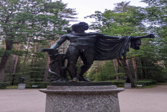 Семейная прогулка по Павловскому парку