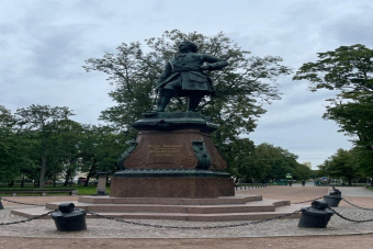 В Кронштадт с возвращением на метеоре: 