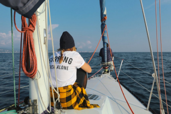 Прогулка на большой парусной яхте