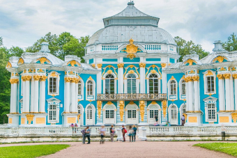 Автобусная экскурсия в Пушкин: Екатерининский дворец и Янтарная комната