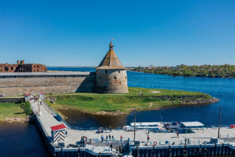 Переправа в крепость Орешек