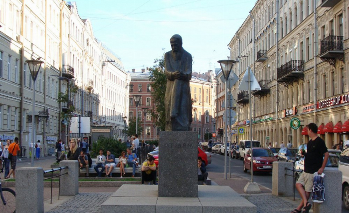 Улица имени Достоевского