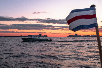 От Гибралтара до Кронштадта: история морских фортов на катере