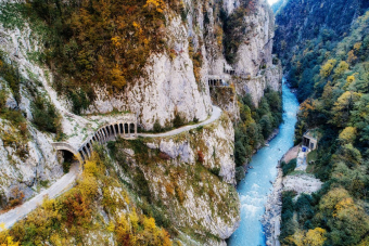 Красная поляна — горы и море!