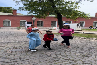 Петропавловская крепость — Петровский бриг в светлое будущее