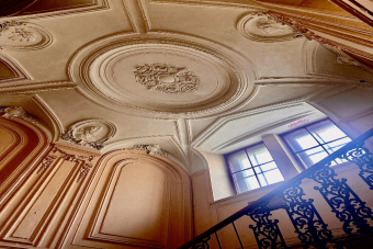 Неформальный Петербург: Путешествие по миру богемы и бунтарства!