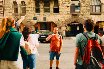 Петербург только для Вас: панорамная крыша и старинные парадные