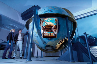 «Кунсткамера»: входной билет в музей на основную экспозицию + аудиогид