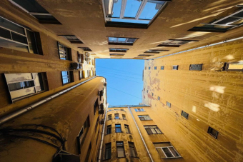 Петроградская сторона: Жизнь за фасадами (дворы, парадные, доходные дома) – Эксклюзивная экскурсия в мини-группе!