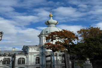 Экскурсия по Смольному собору