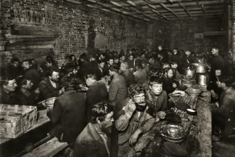 Сенная площадь. Петербургские тайны.