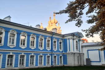 Смольный за 300 лет: от Смольного двора до убийства Кирова