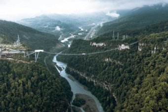 На джипах в древний каньон Псахо