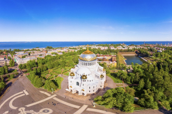 Авторская экскурсия из Петербурга в Кронштадт на микроавтобусе
