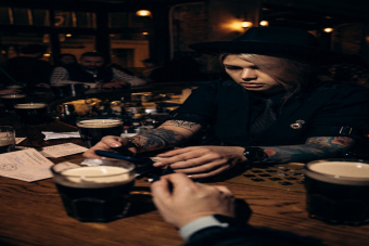 Бары, джаз и история заговора «Профсоюз работников ада»