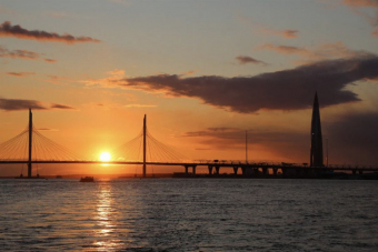 Мелодии над Невой: экскурсия по островам Петербурга с гидом-тромбонистом