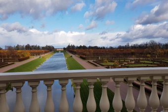 Константиновский дворец с дегустацией в исторических погребах