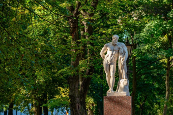 Здесь были написаны шедевры: литературная экскурсия по Петербургу