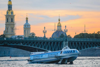 В Петергоф по воде: в Нижний парк с фонтанами (билеты в парк включены)