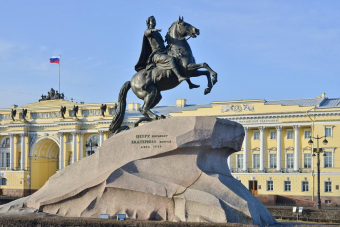 ОТСЕЛЬ ГРОЗИТЬ МЫ БУДЕМ ШВЕДАМ» ИЛИ ПЕТРОВСКИЙ ПЕТЕРБУРГ 