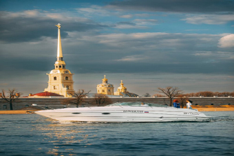 Прогулка 2,5 часа на яхте Ларсон к Лахте с выходом в Финский залив