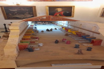 Приоратский дворец в Гатчине в мини-группе