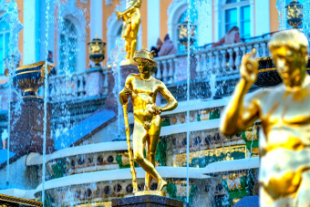 Императорское великолепие: Петергоф и Ораниенбаум