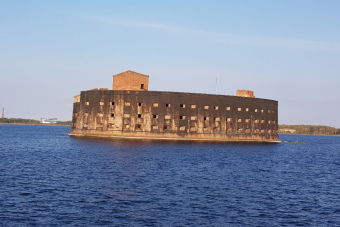 Кронштадт — город фортов