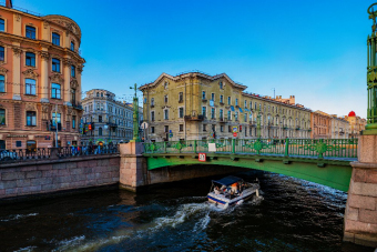 Это город полусумасшедших...: Петербург Достоевского глазами героев его литературных произведений