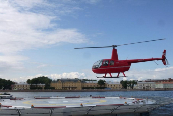 Полет над центром Санкт-Петербурга